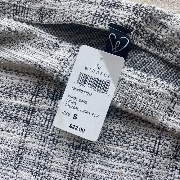 high waist plaid skirt - Picture 3 of 3